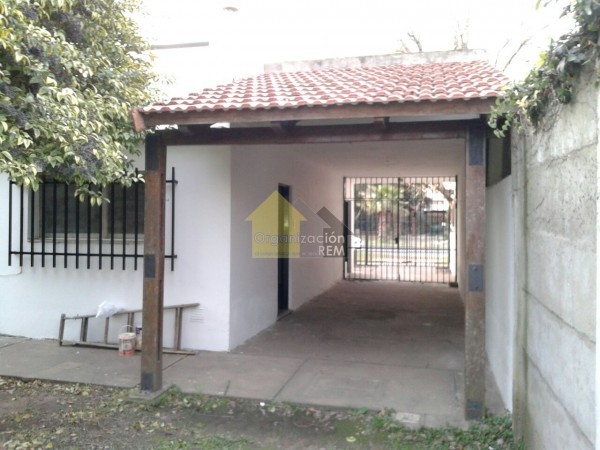 Casa en venta, Av. Lisandro de la Torre Nº 271, Bº Santa Rita